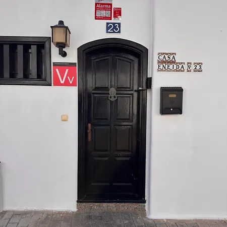Casa En La Playa, Precio Por Noche 120 Euros * Tías