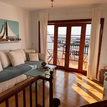 Eslanzarote Casa Eneida Sea Views, Super Wifi بيت للعطل *